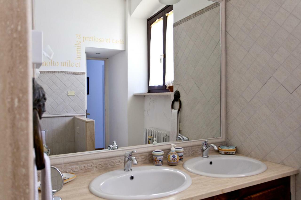 Villa Osperellone เปรูจา ภายนอก รูปภาพ